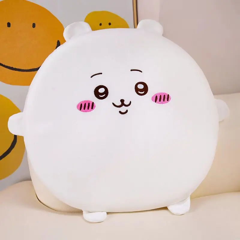 MINISO Chikawa Hachiware طالب البراز وسادة الفصول الدراسية المضادة للانزلاق الكرتون لطيف Kawaii طالب لوازم أنيمي جديد Usagi جميل