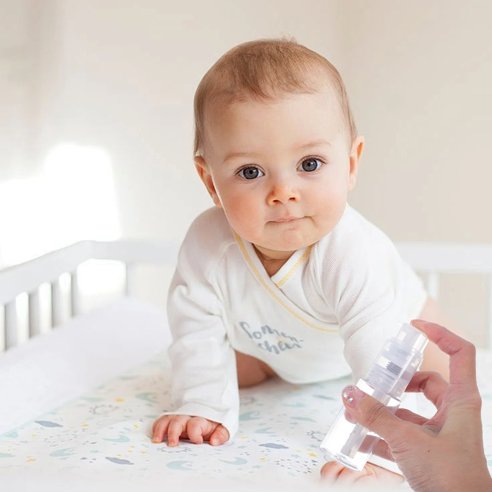 

35ml Baby Mini Spray Portable Talcum Container Makeup Powder Container Travel Makeup Loose Powder Sub Bottle Plastic