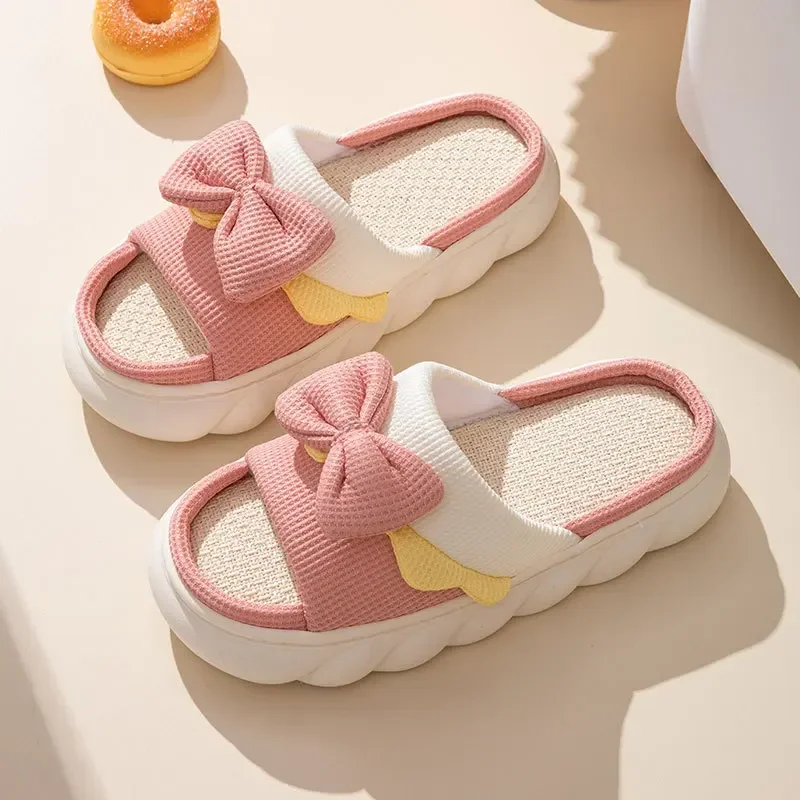 Pantoufles en lin coordonnantes pour femmes, pantoufles d'intérieur confortables, chaussures de maison en coton, nœud papillon mignon, pantoufles plates, toboggans pour couples, printemps, été