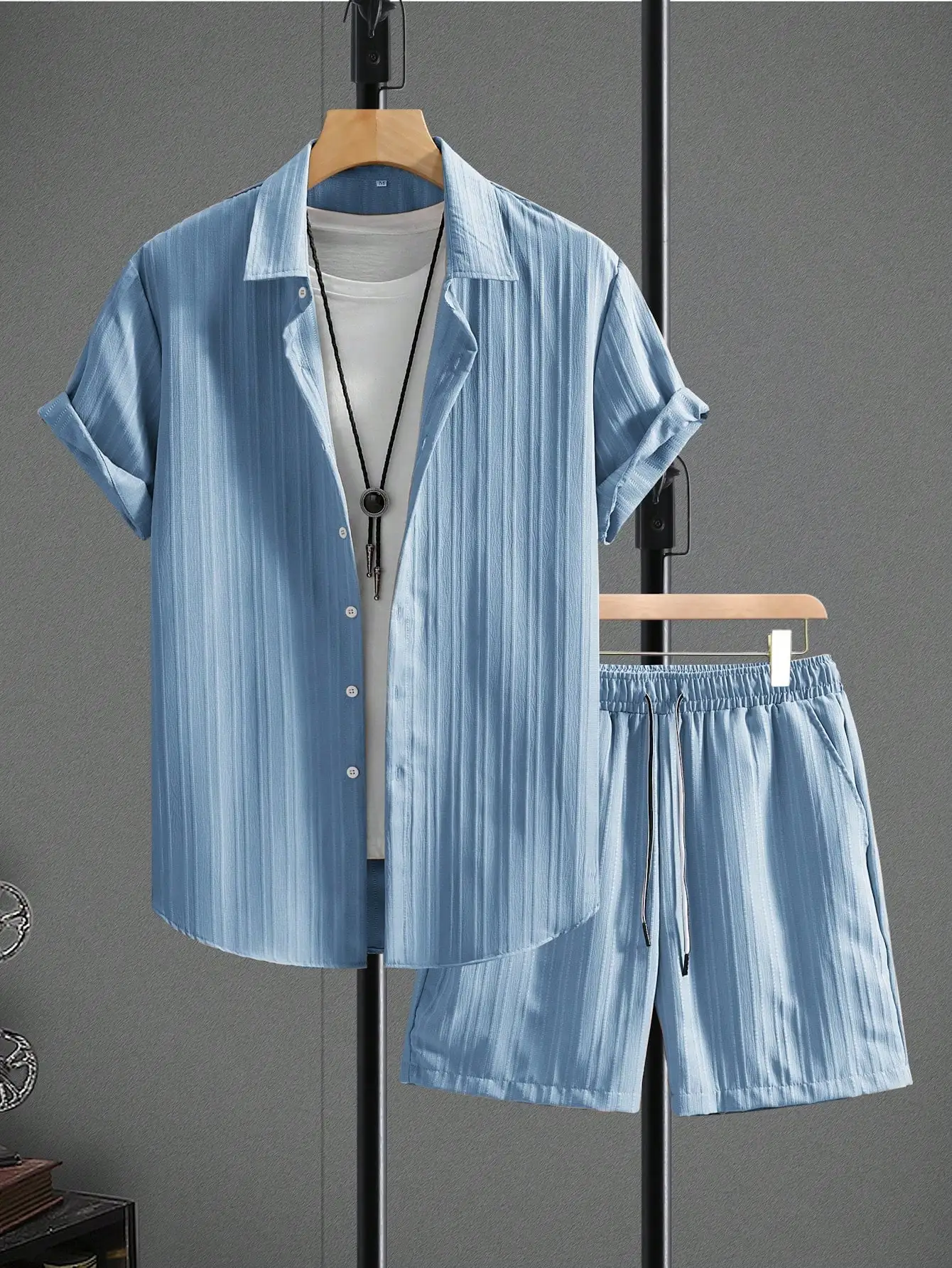Mens Lightweight Short Sleeve Shirt And Matching Shorts Set For Summer Vacation - Image 3