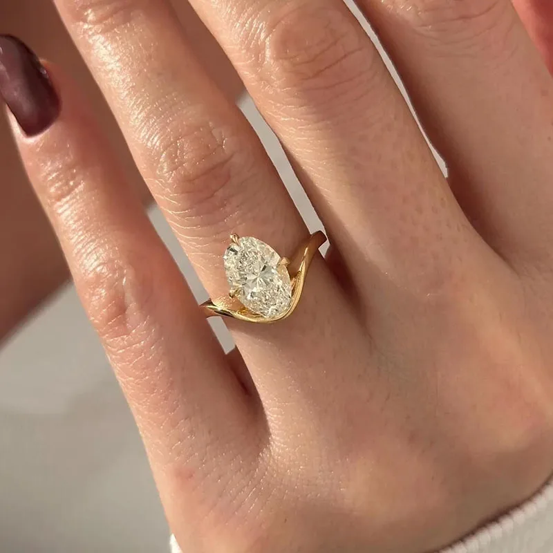 IGI Certificate 2.5Ct EF/VS Oval Cut CVD&HPHT Lab Grown Diamond Curved Solitaire Ring 14K Gold Unique Curved Band Ring