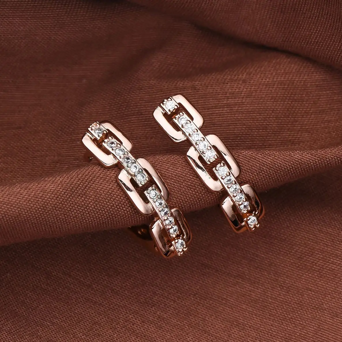 DCKAZZ Innovative New Rose Gold Color Dropearring Elegant Luxury Bar Cutout Earrings for Woman Reception Banquet Jewelry Gift