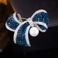 Nouvelles broches de luxe légeres en zircone colorée et perle d'eau douce, motif feuille de ginkgo, bijoux pour vêtements féminins 2