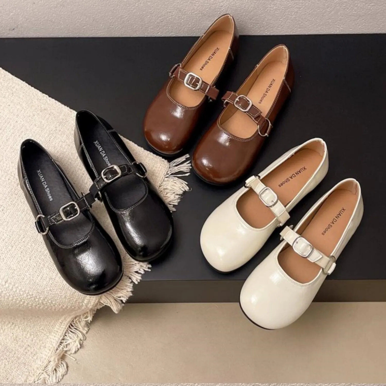 

2026 Spring New Women's Retro Mary Jane Shoes Round Head Shallow Flat Shoes Cute Female Student Casual Soft Sole Leather Shoes