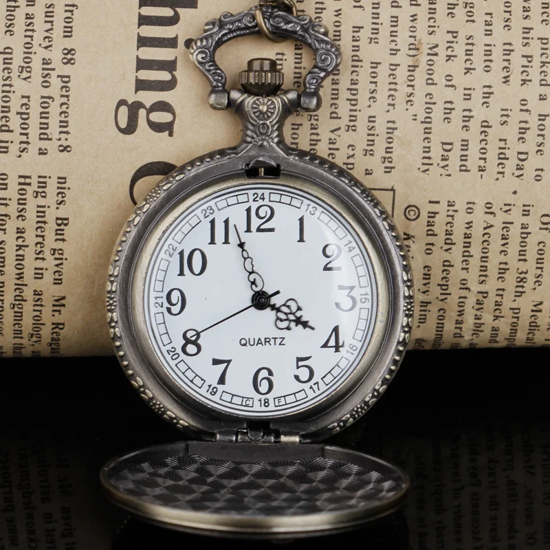 ساعات جيب كلاسيكية على شكل قطار بخاري قلادة Steampunk مع سلسلة هدايا على مدار الساعة للنساء والرجال