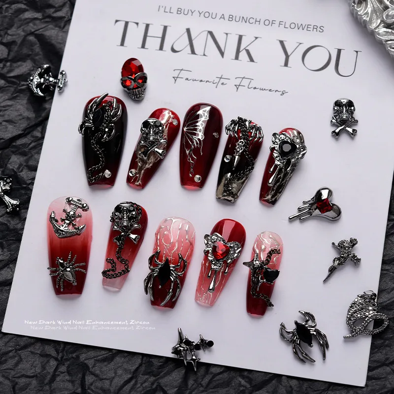 10 pz stile Punk gotico lega Charms cuore scheletro croce ragno Design per Halloween3D Nail Art unghie decorazione accessori