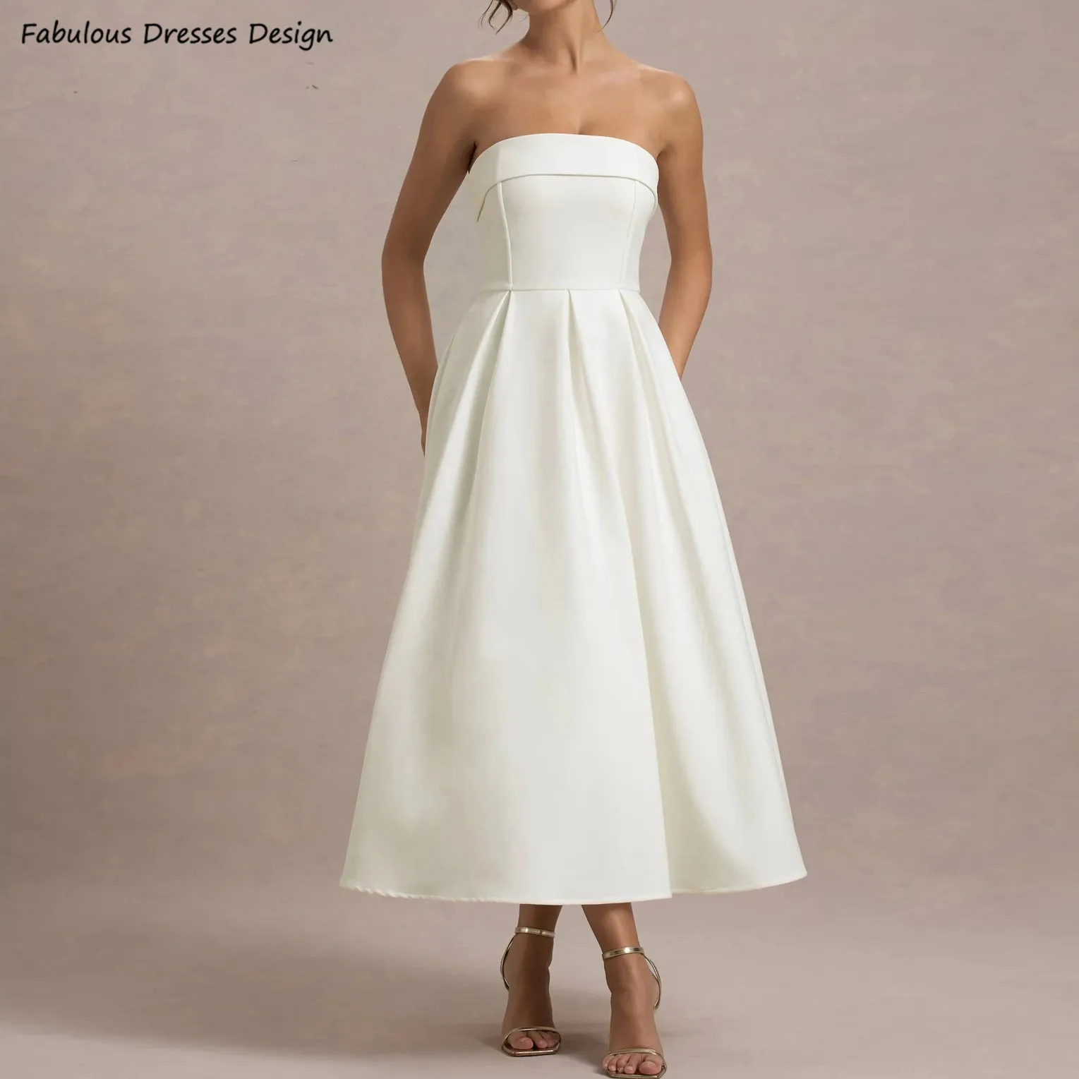 

White A-line Tea Length Bridesmaid Dresses Simple Women Strapless Boat Neck Wedding Guests Dress Backless Prom Party Gown