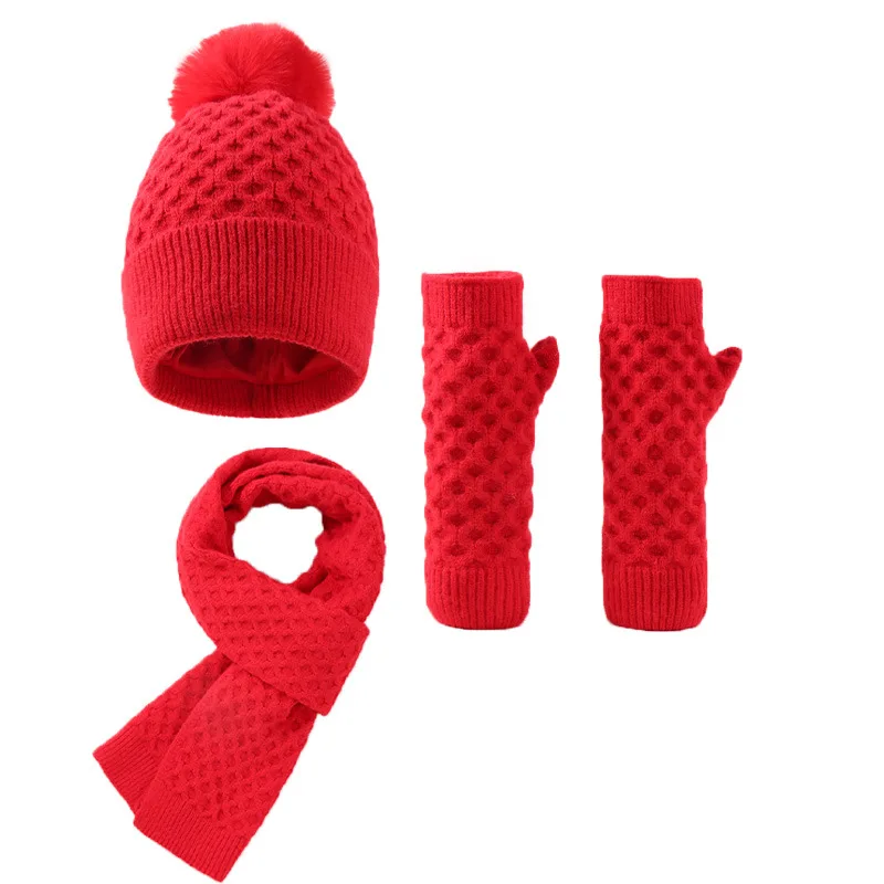 Korean Style Checked Winter Hat Scarf Gloves 3PC Christmas Gift for Couples Warm and Thick Big Brim Wool Hat in  Winter