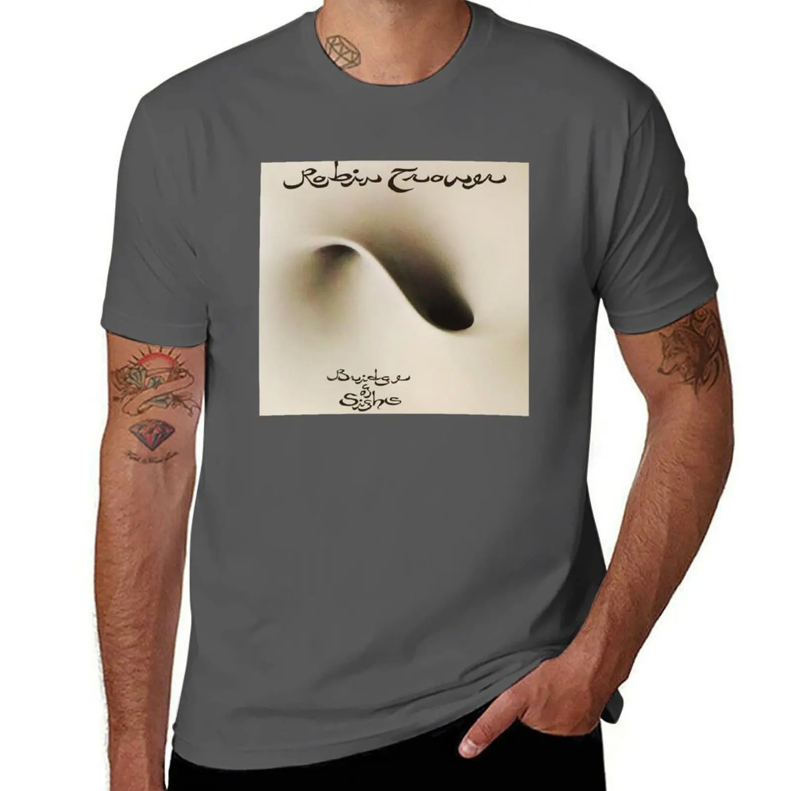 

Robin Sighs Trower Bridge of T-Shirt Summer Fashion Casual Tee Shirt