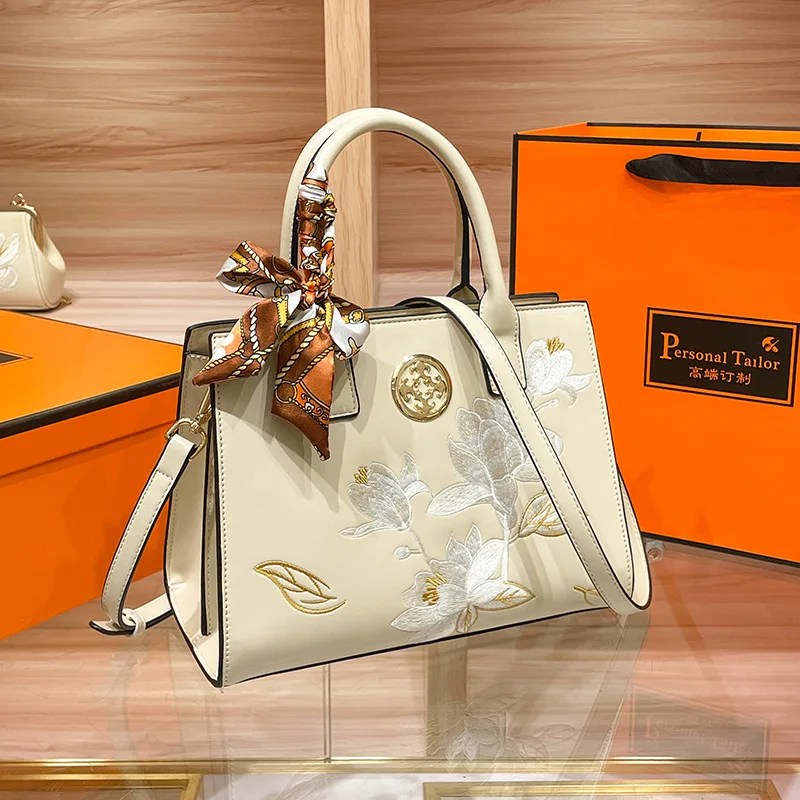 

New Pure Color Ladies Handbag New Chinese Embroidery Girls Shoulder Bag Fashion Hundred Commuter Girls Crossbody Bag Scarf Decor