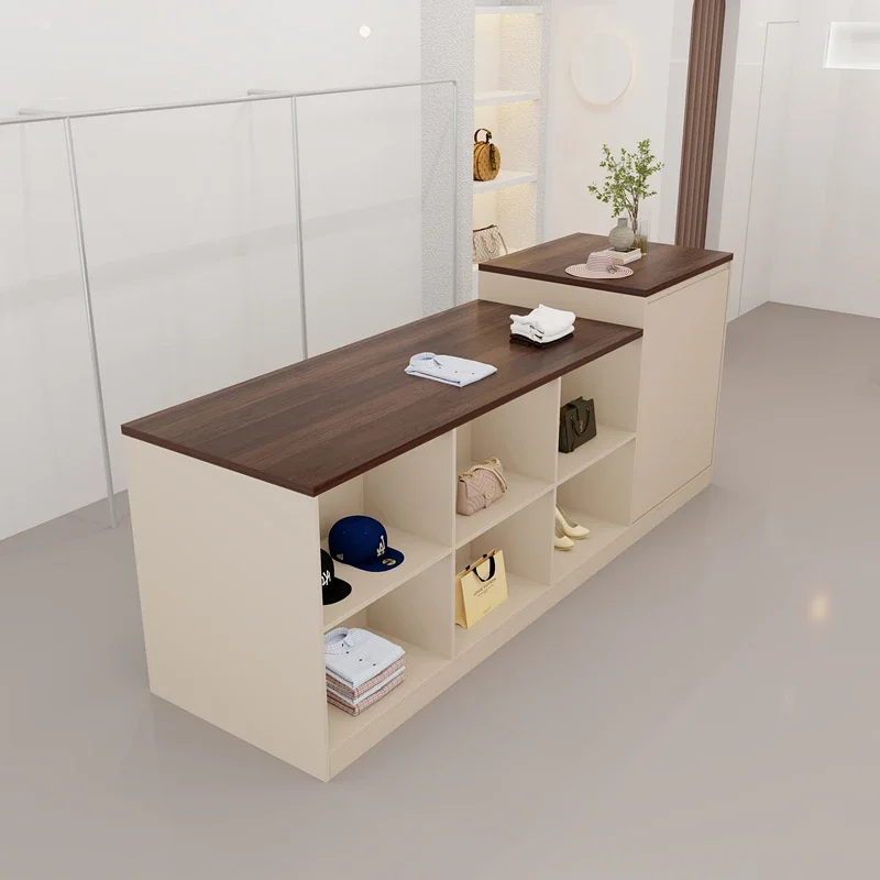 H5.25 clothing store Nakajima display table checkout page women's clothing store counter display water table in the middle