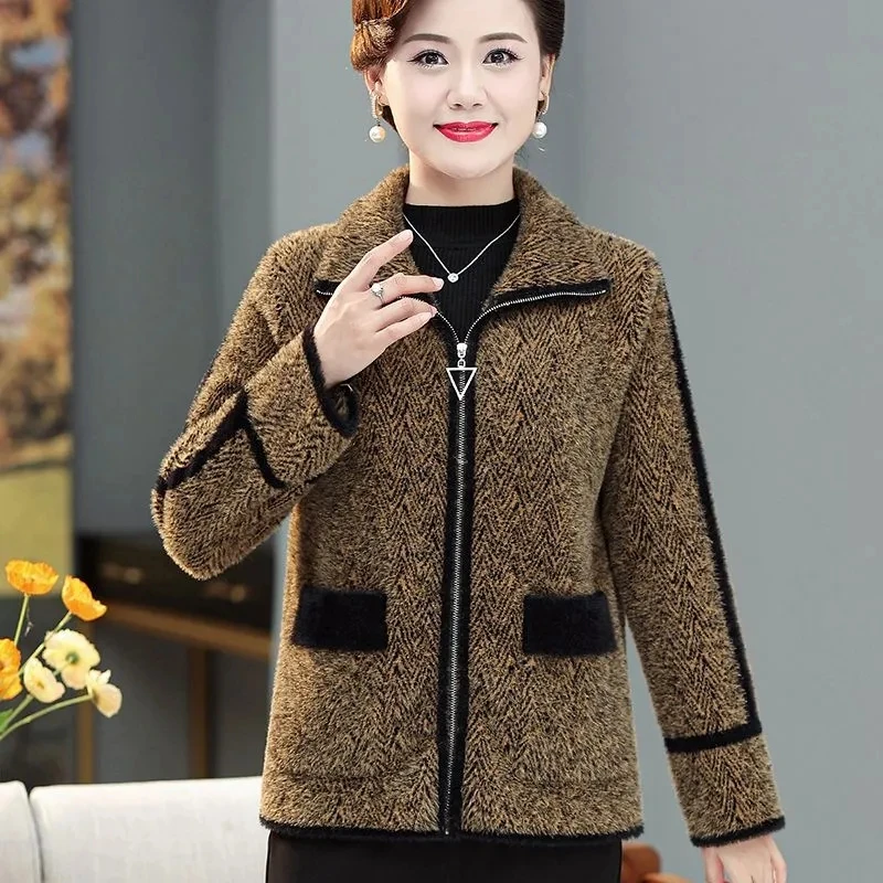 High Quality Mother\'s Winter Jacket Thicken Imitation Mink Cashmere Short Coat Middle Aged Women Knitted Cardigan Woolen Outwear