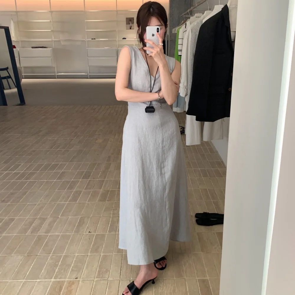 Abito lungo senza maniche senza maniche in lino di cotone Abito estivo da donna con scollo a V Fasciatura Vacanza Midi Vestito estivo Donna femminile 2025