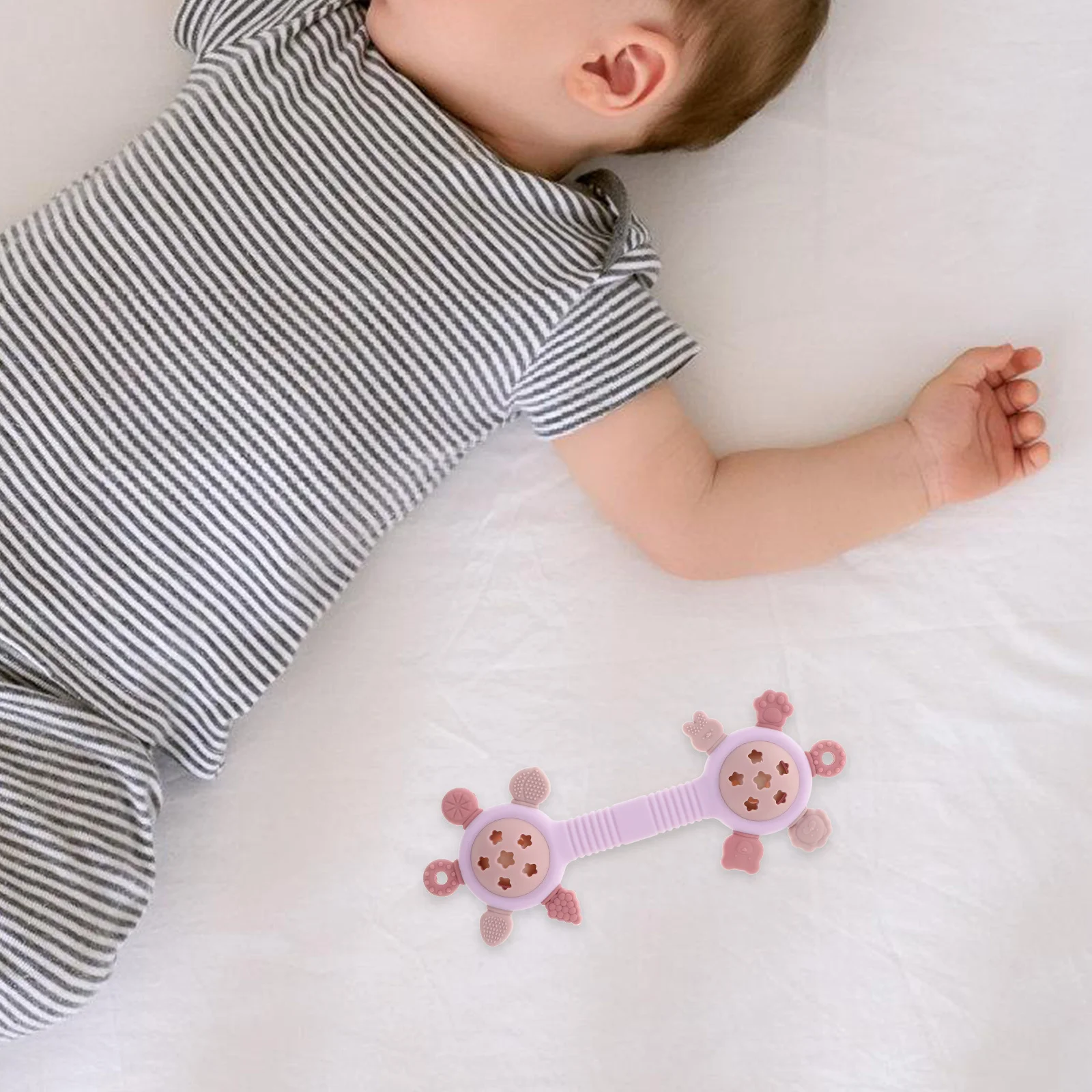 خشخيشة سيليكون برأسين للأطفال، شاكر مرن ناعم باللون الوردي، صوت مهدئ مثالي للفتيات الرضع للتسنين واللعب الهدوء #4