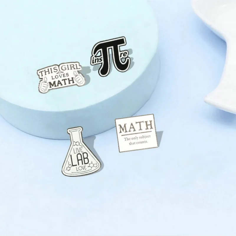 Alfileres personalizados para niños, broche educativo con insignia de solapa de laboratorio, regalo de joyería de dibujos animados para amigos, amor, esmalte de matemáticas