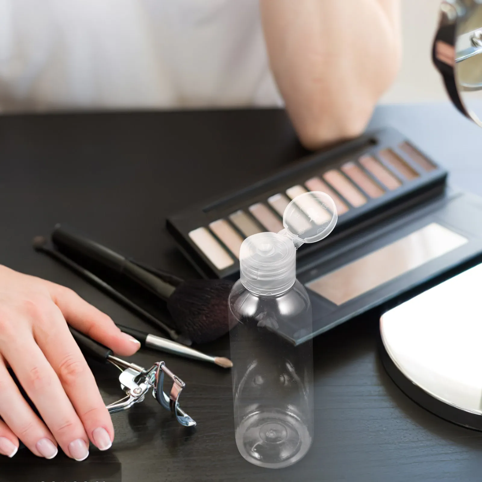 

Набор из 10 дорожных флаконов: герметичные многоразовые контейнеры малого размера для шампуня, кондиционера, геля для душа, лосьона