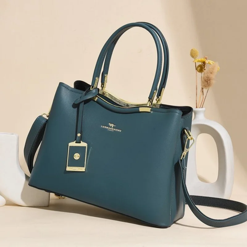 

Fashionable Ladies Shoulder Bag Made Of Lotus-Patterned Leather Boasting Paris Casual Vintage Stylish Daily Look​