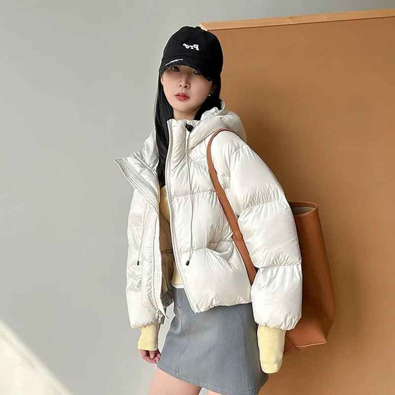 คุณภาพสูงParkerผู้หญิงลงเสื้อแจ็คเก็ต 2025 ฤดูหนาวใหม่Warm Hoodedสไตล์หนาเป็ดสีขาวลงสั้นผู้หญิงลงเสื้อH434