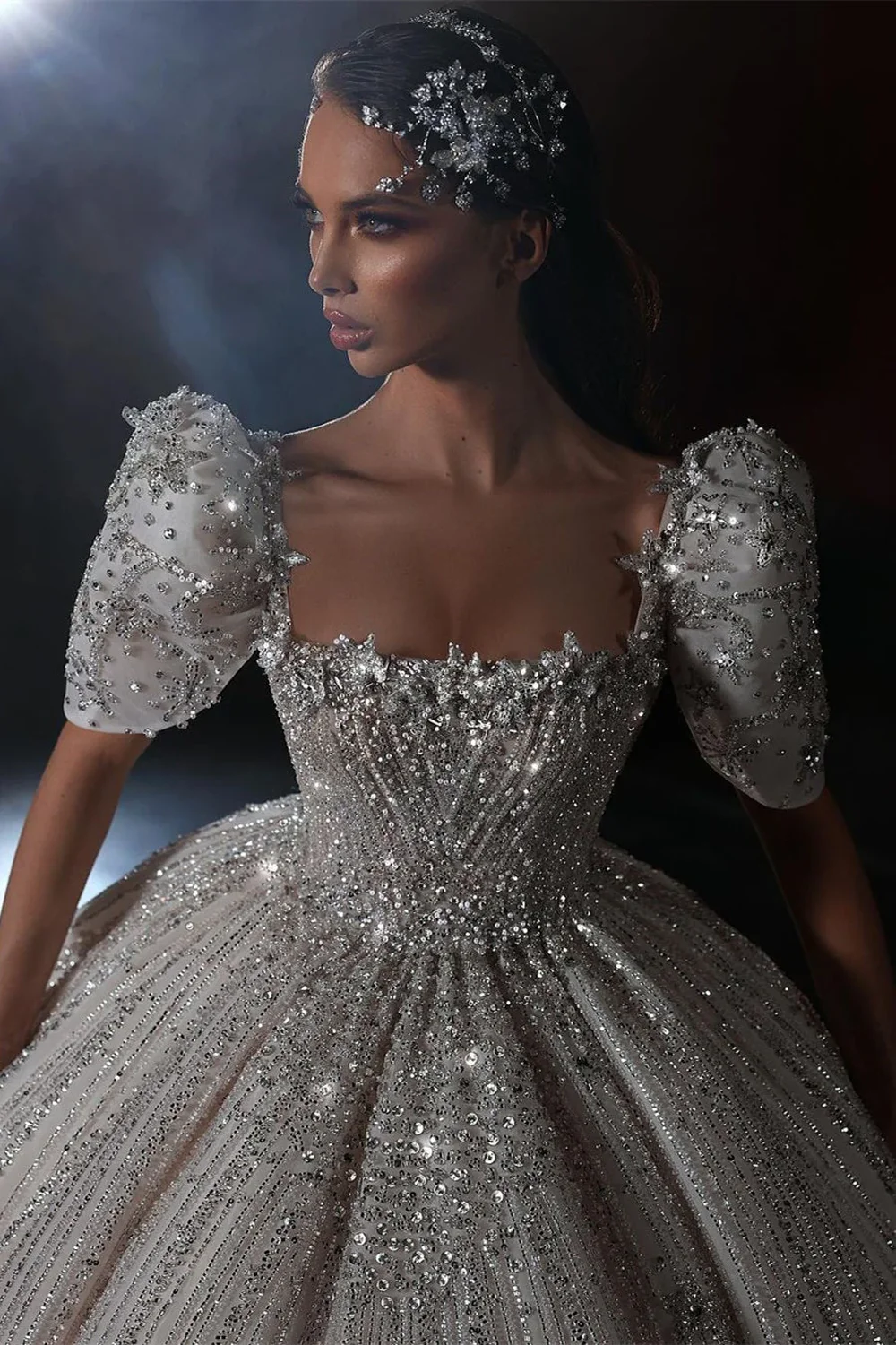 

Luxury Crystal Beading Wedding Dresses For Women Exquisite Sequined Square Collar Bridal Gowns Formal Party Vestidos De Novia