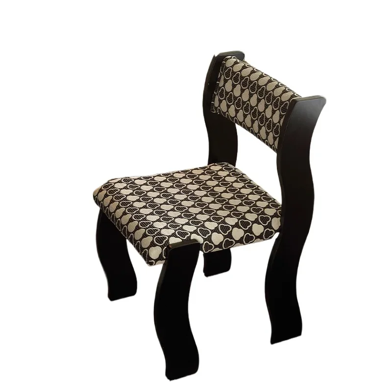 

Стул обеденный из массива дерева во французском средневековом стиле, креативный индивидуальный стул с черно-белыми цветами для спальни