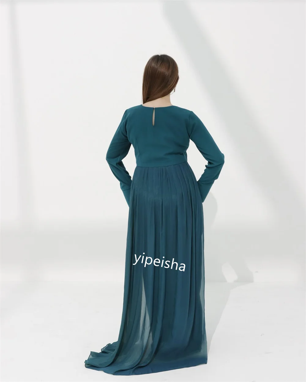 Customized     Ball   Satin Draped Clubbing A-line O-Neck Bespoke Occasion Gown Long es