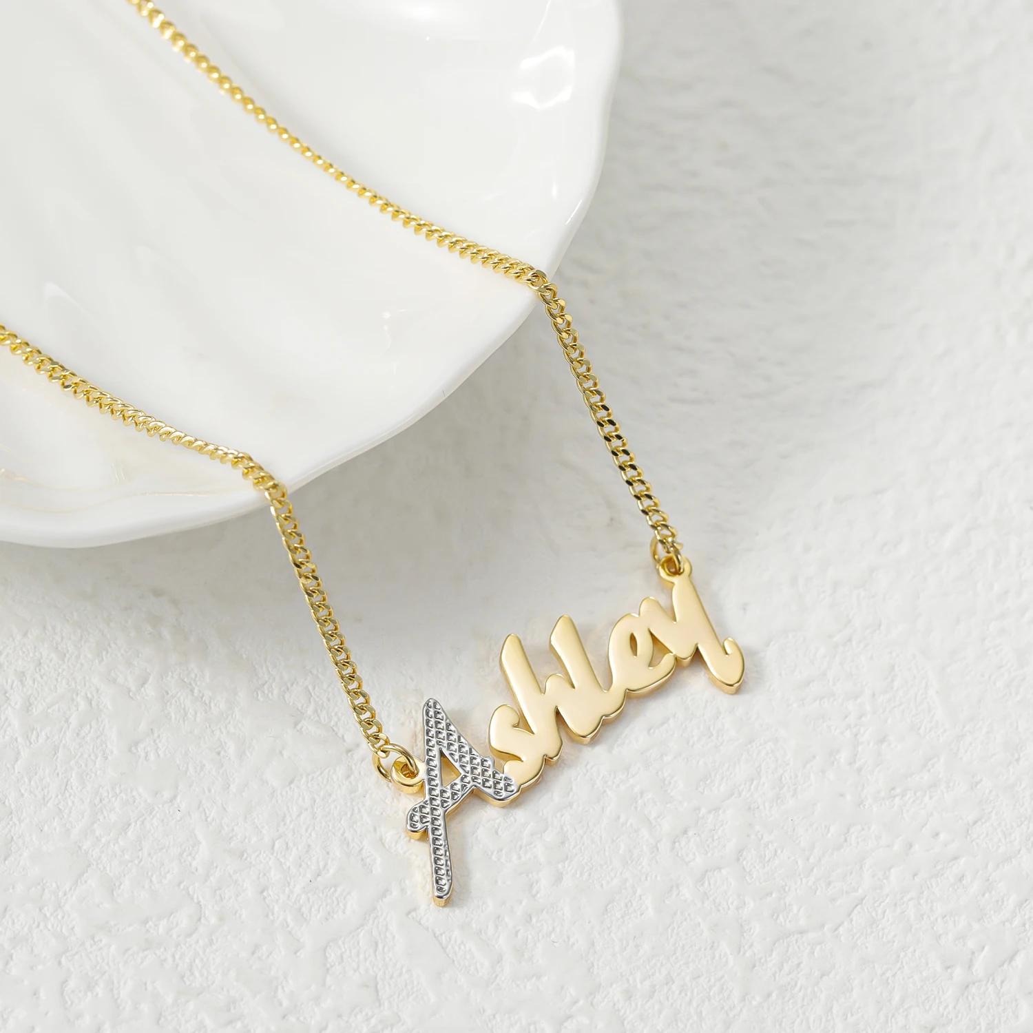 Personalized Custom Initial Two-color Name Necklace Stainless Steel Corroded Initial Name Necklace Cuban Chain Women Jewelry