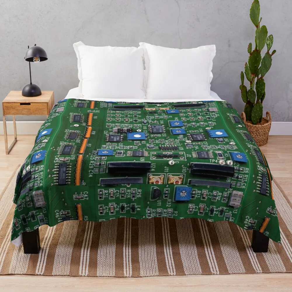 Electronic circuit board with chips Throw Blanket Furrys Custom Hair Giant Sofa Blankets