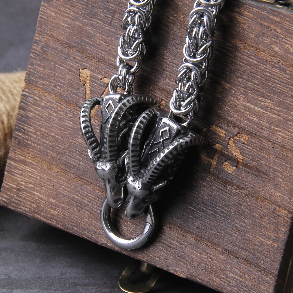 Cadena de eslabones cuadrados con cabeza de cabra vikinga de acero inoxidable con cierre redondo sin colgante con caja de madera como regalo de Navidad