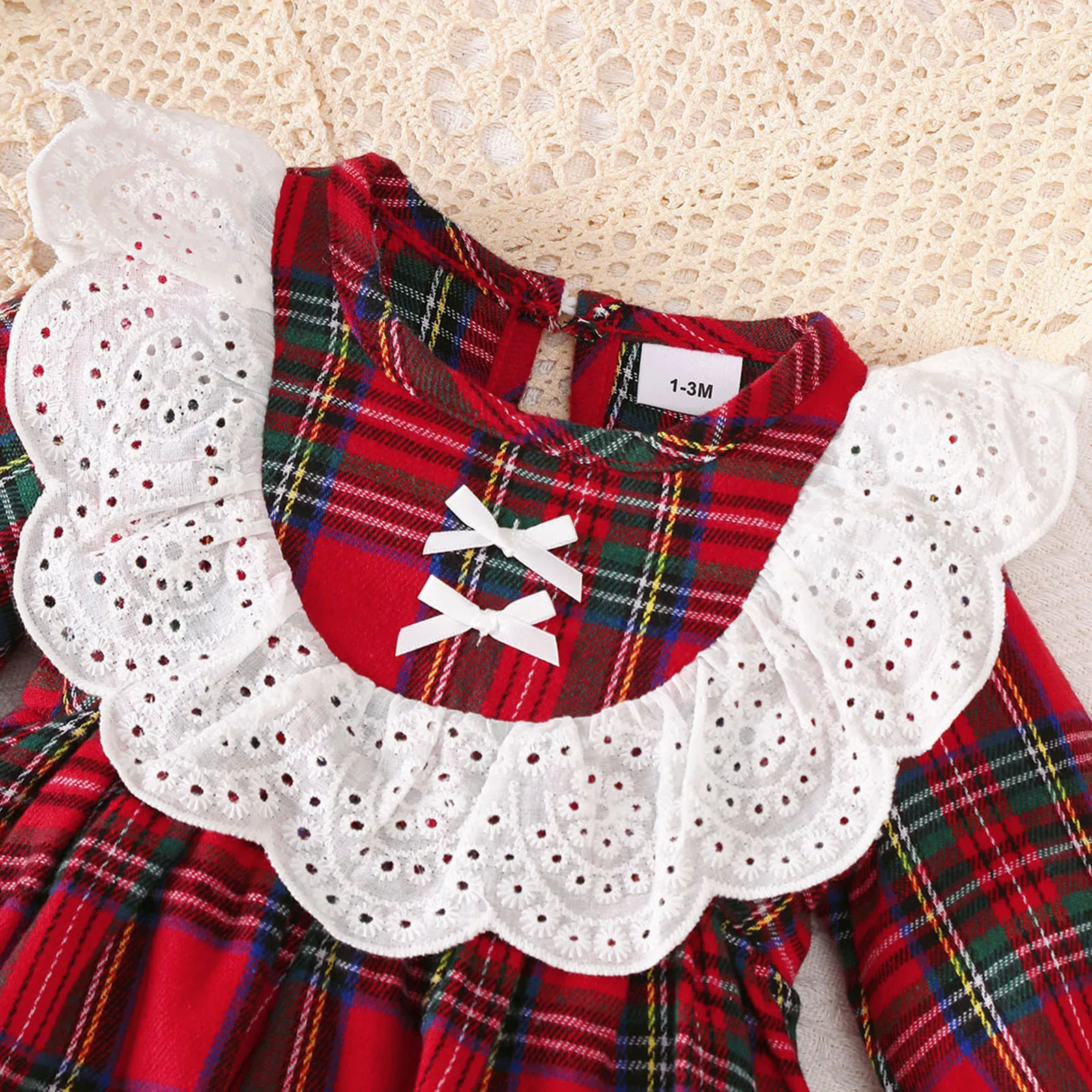 2-teiliges Set Baby Mädchen Weihnachtskleid Spitze Kariertes Langarmkleid + Haarband für 0-18 Monate Baby Mädchen Weihnachtskostüme – Detail 4