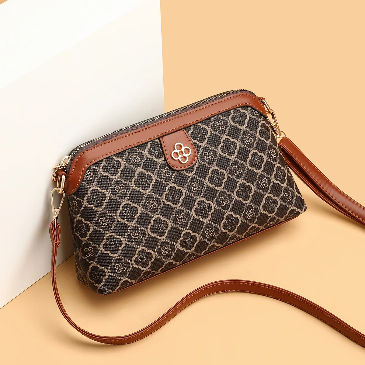 

Women's clutch bag Sling bag Middle aged Mom Bag Crossbody Bag 2025 New Women's Phone Bag Middle aged Shoulder Bag Clutch bag