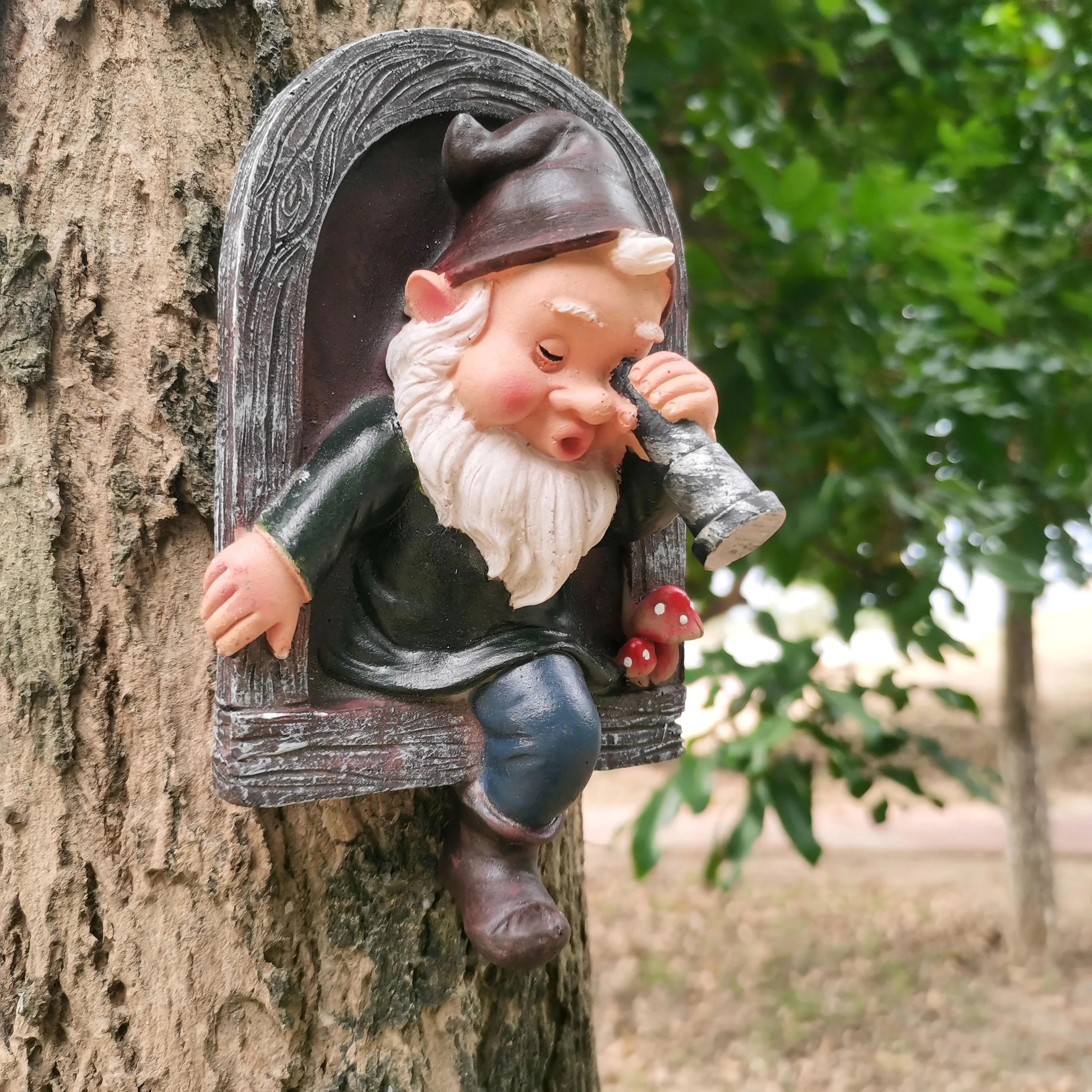 

Tree Decoration Outdoor Garden Dwarf Resin Outdoor Statue Sculptures gnome garden Tree Decoration Resin Sculptures