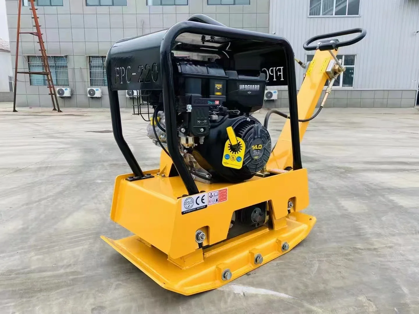 Two-Way Compaction Vibratory Plate Compactor with Strong Vibration