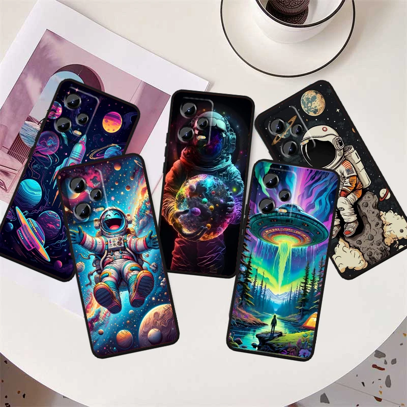 Astronaut Starry Sky Space Art For Xiaomi Redmi Note 13 12R 12 12S Turbo 11 11T 11S 10 10S Pro Plus 5G Black Funda Phone Case