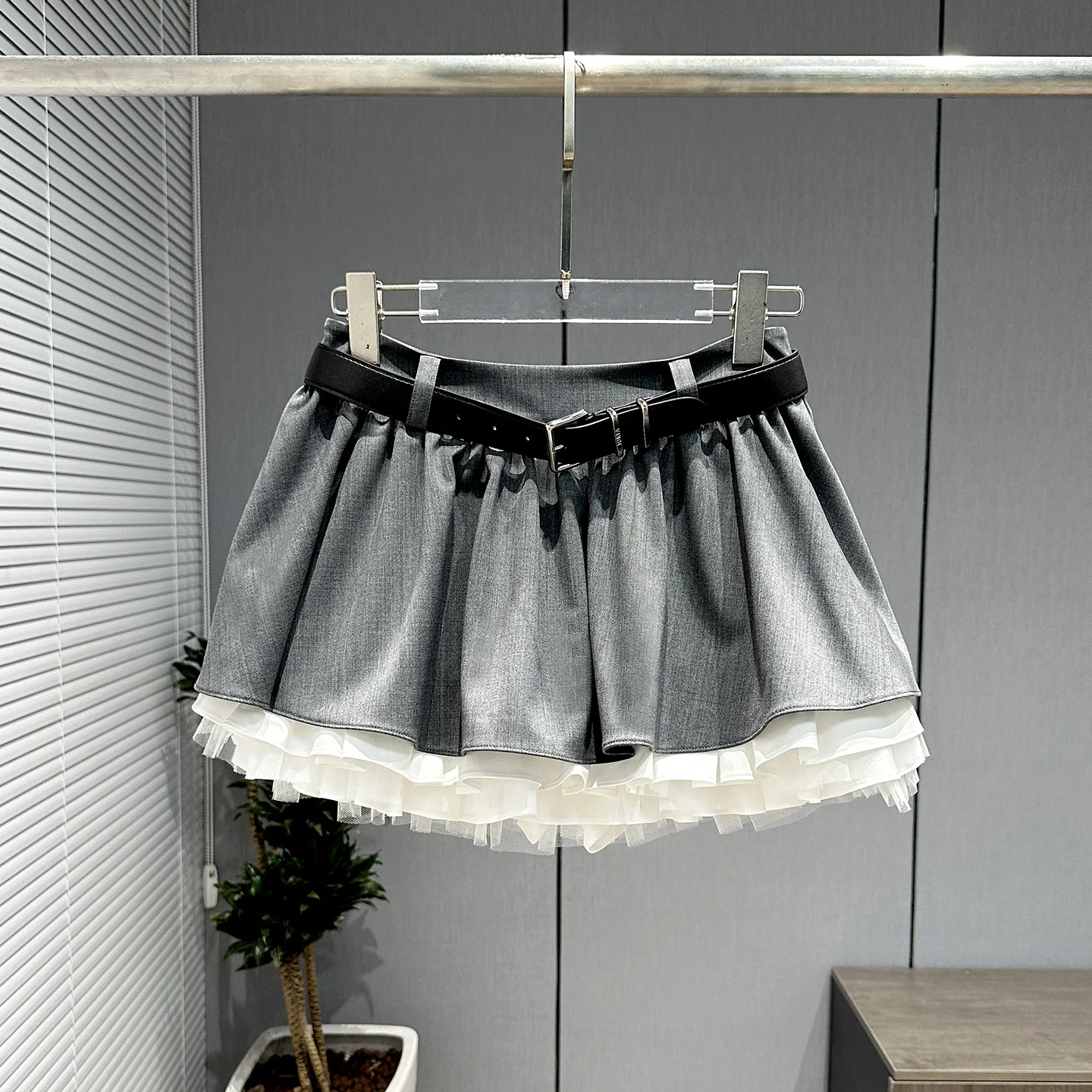 

Элегантная юбка-фляммель для женщин, А-силуэт, пышная юбка миди, уличный стиль, высокая талия, из ПВХ-ткани