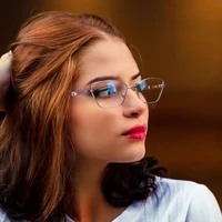 VICKY, nueva moda, gafas de lectura antiluz azul, gafas graduadas de Metal para miopía para mujer, montura de gafas ópticas simples para mujer