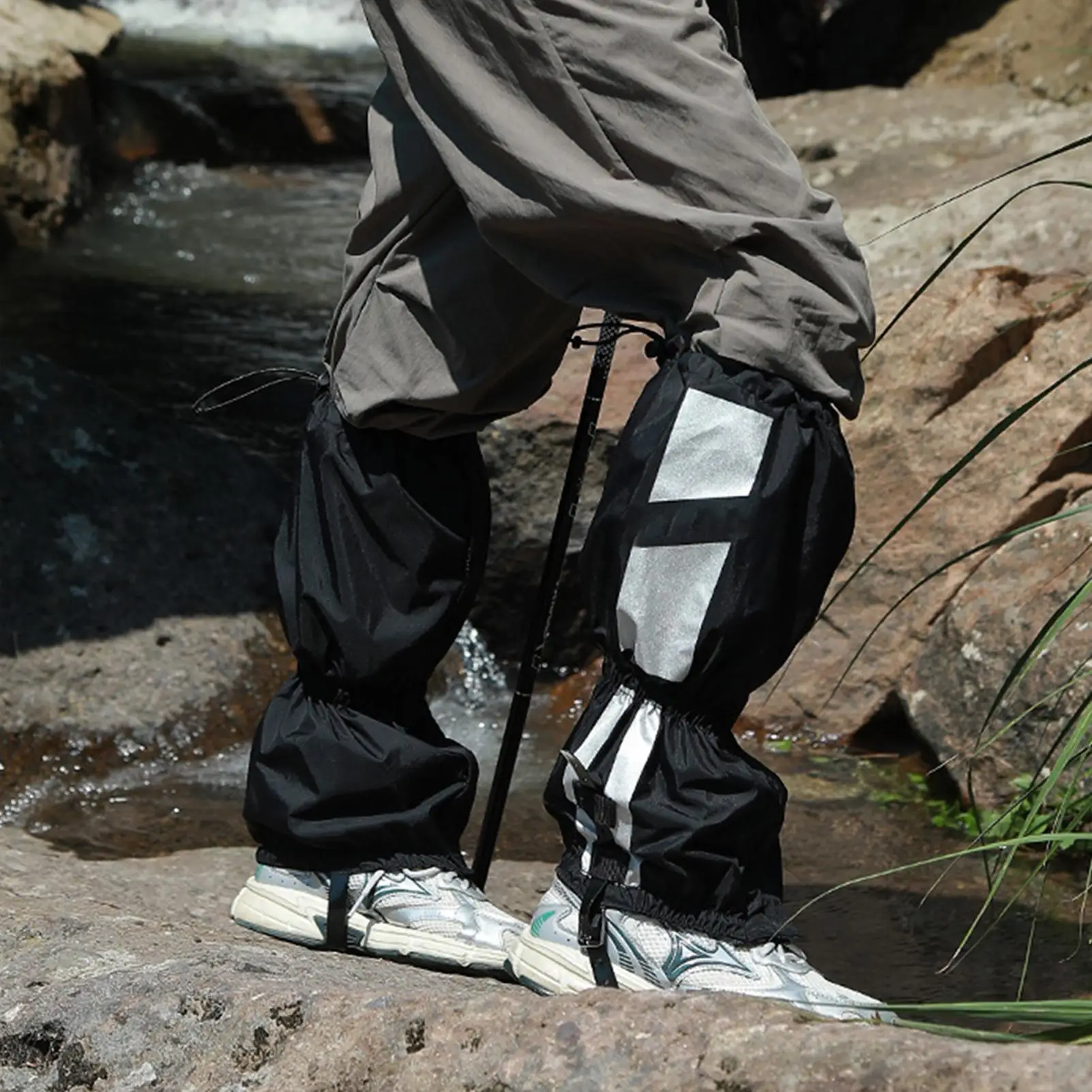 Gaiters for Hiking Reflective Adjustable Waterproof Outdoor Supplies Men Boot Gaiters for Sports Beach Travel Skiing Hiking