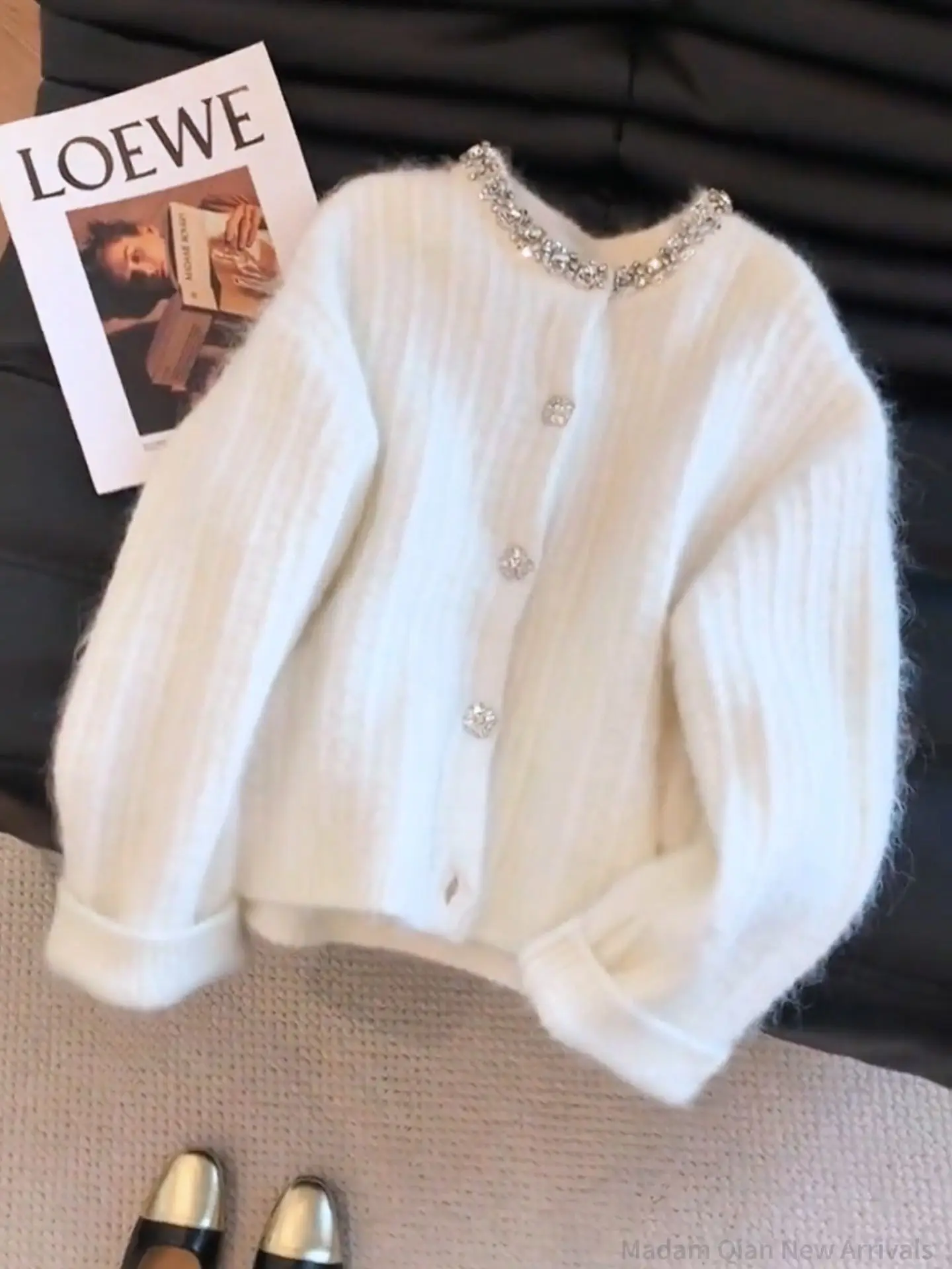 

Korejpaa Korean Style Cardigans Light Luxury Hot Pressed Diamond Round Neck Knitted Cardigan Women Autumn Slim Sweater Jacket
