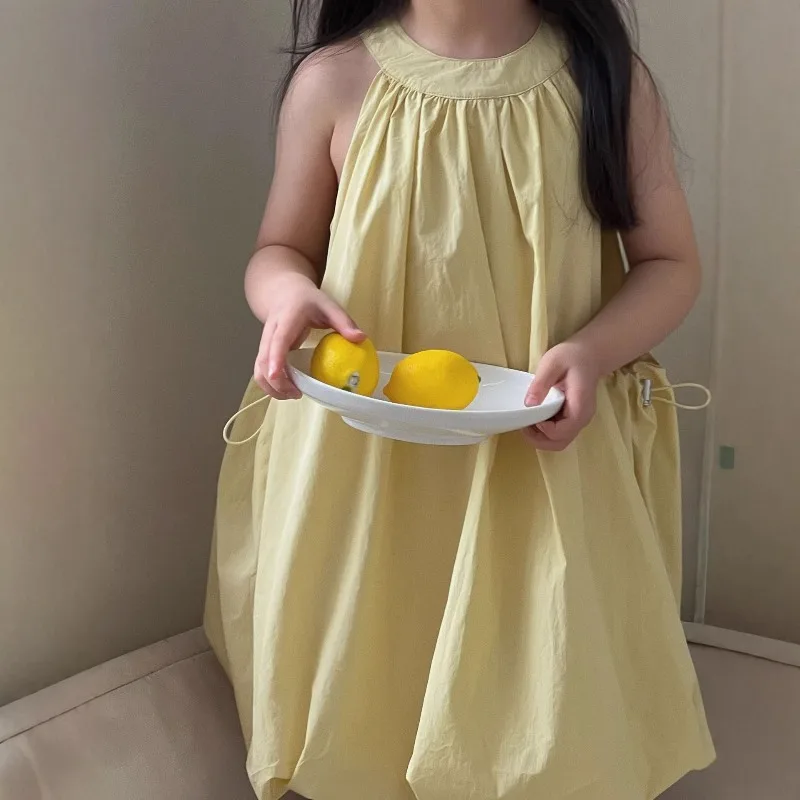Girls' Dress 2026 Spring/Summer New Yellow Tank Top Skirt Korean Fashionable Girls' French Hanging Neck Flower Bud Skirt