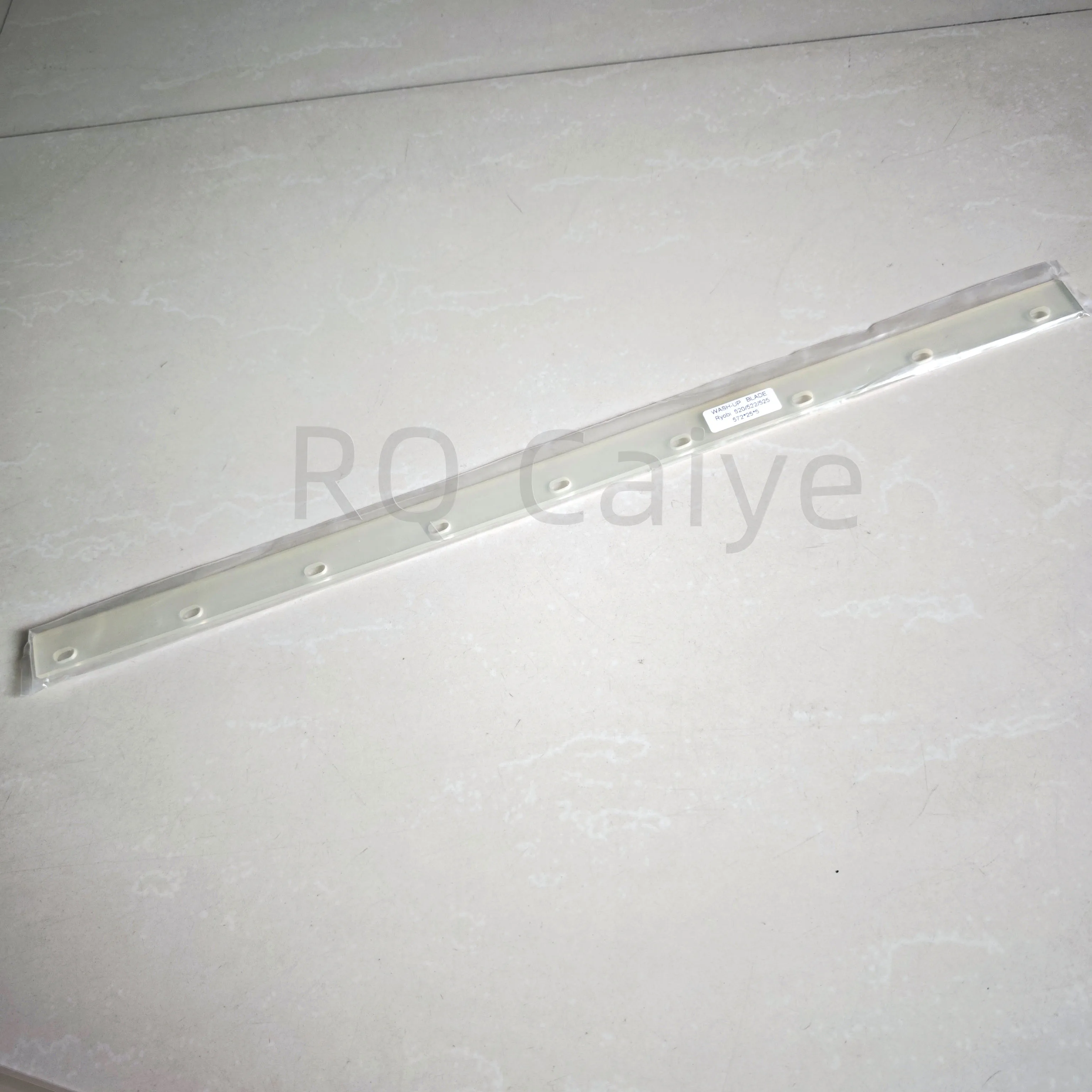 

2 шт. лезвий для очистки печатных машин Ryobi 520/522/525, 572x25x5 мм, с 9 отверстиями, запчасти для печатных машин