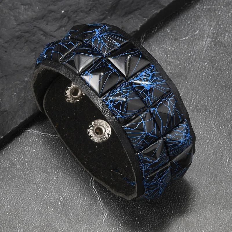

Metal Wristband Gothic Hand Jewelry Punk Rivet Bracelets Cuff Wrap PU Leather Spikes Square Stud Bracelet Bangle for Women Men