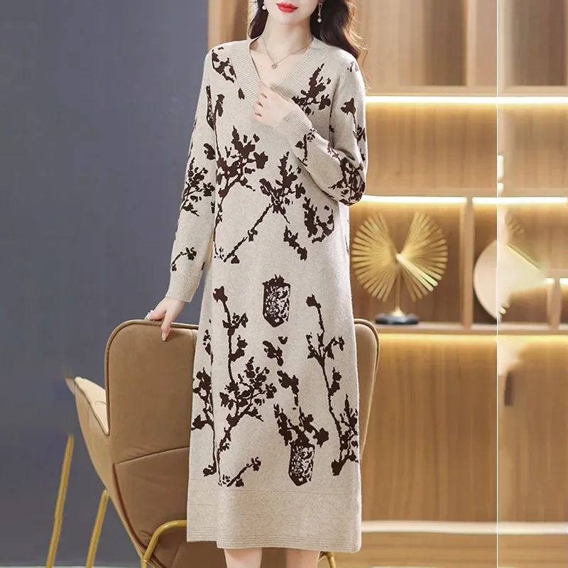 High-End Wool Knitted Dress Women's Interior 2024 Fall/Winter New Elegant Loose Medium Long Base Pullover Dresses