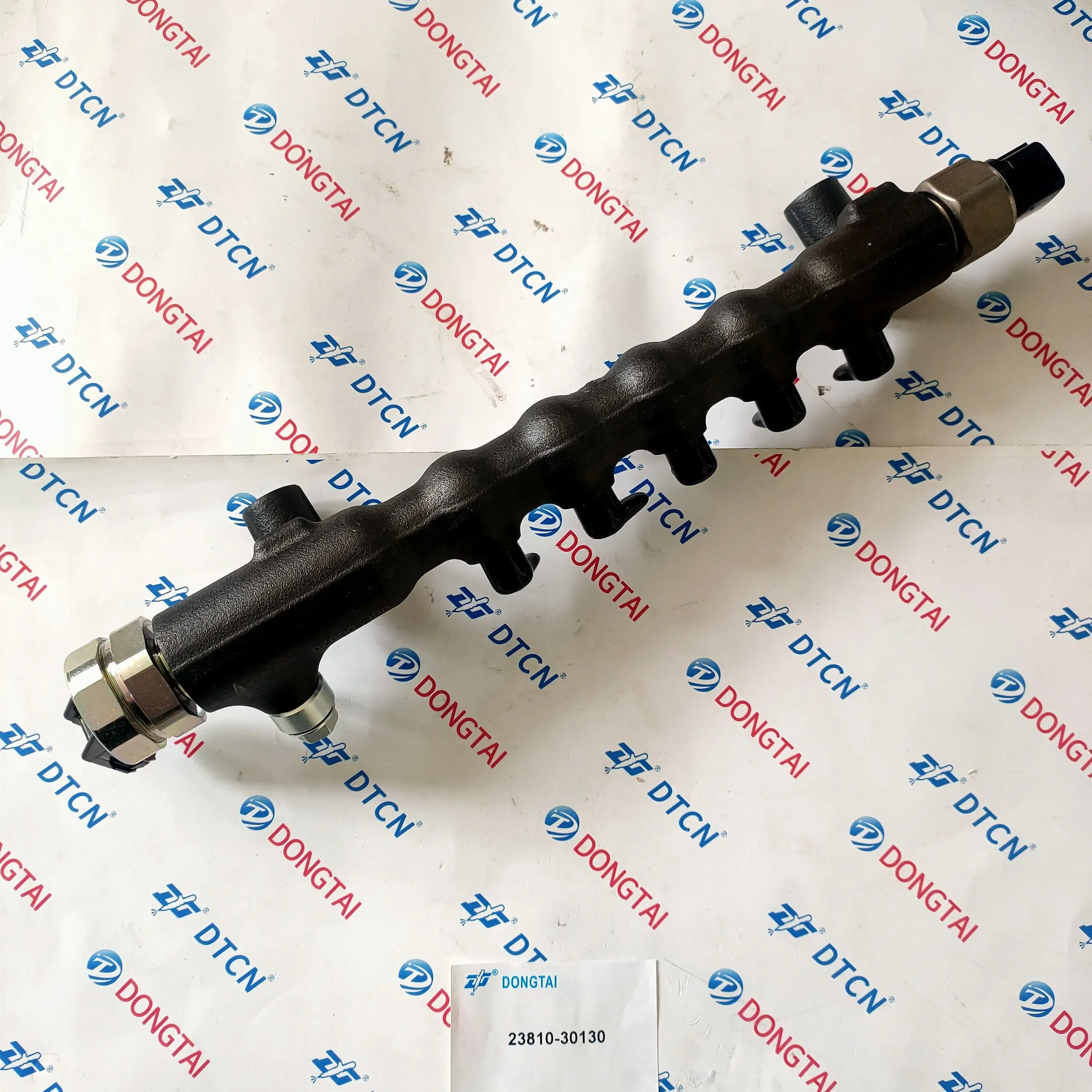 ORIGINAL Common Rail Assy 23810-30130 for HIACE 1KD