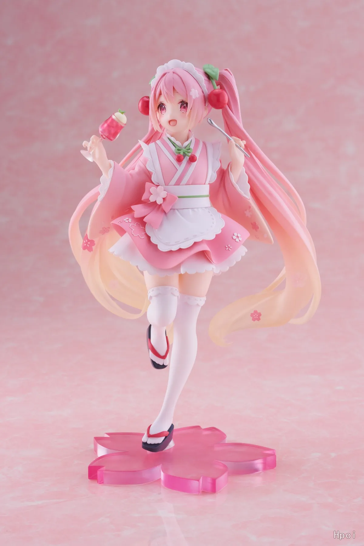 18CM Anime Hatsune Miku Figure Sakura Future Japanese Tea House Waiter Model Toy Gift Collection Action Figure PVC Doll