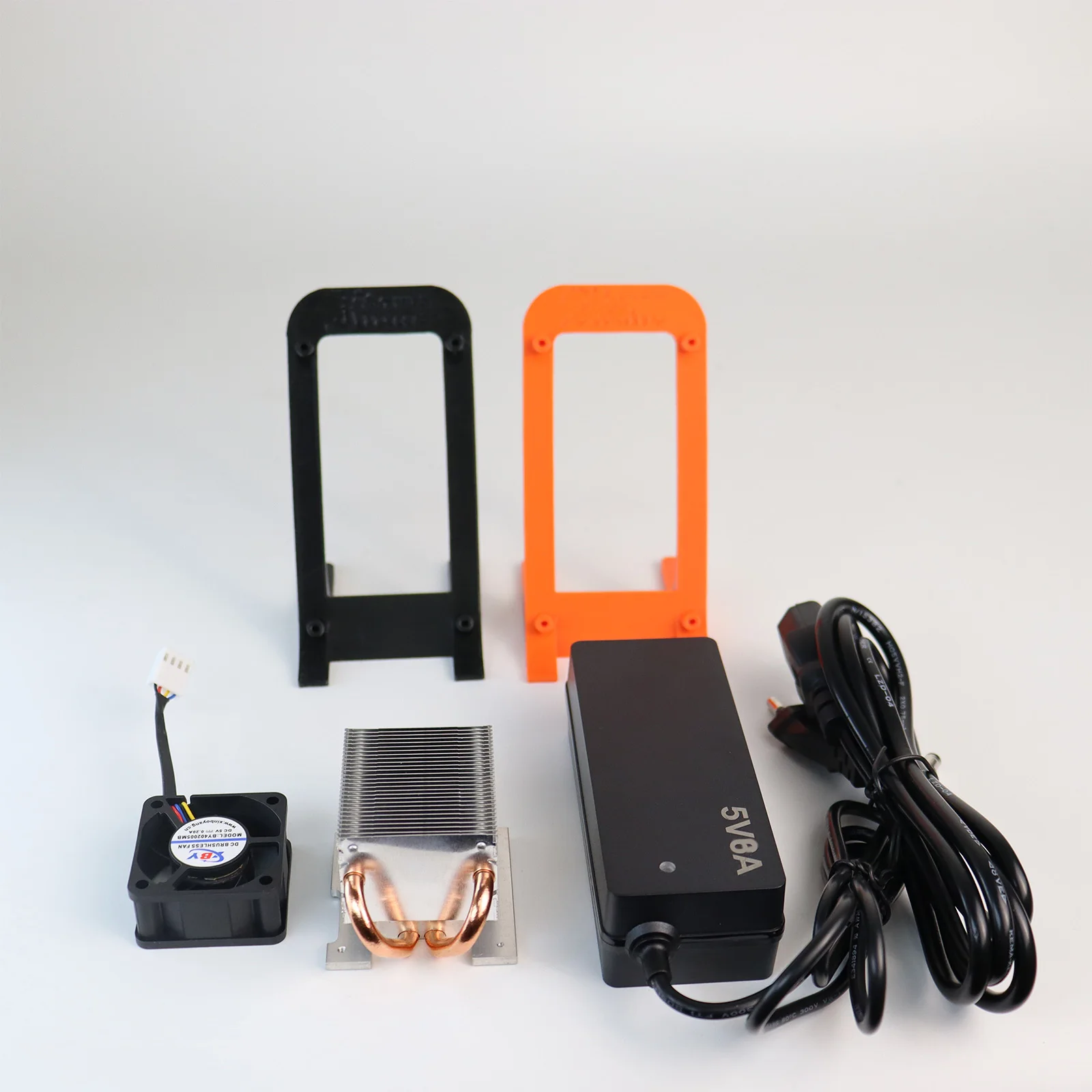

The complete set of accessories including radiator, bracket, fan, 5V8A power adapter, etc. are applied to Bitaxe gamma 601/602