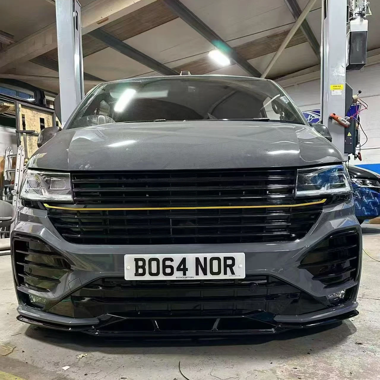 

For Volkswagen Multivan T5 T6 Facelift To T6.1 Front Rear Bumper Engine Hood Front Grille Full Surround Body Kit