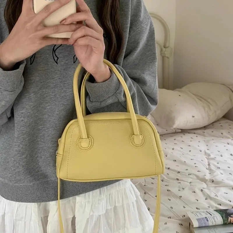 

Handheld Bags Small Square Bag Women Shoulder Bag New Texture Niche Korean Style Leisure Fashion Versatile Outdoor Crossbody Bag