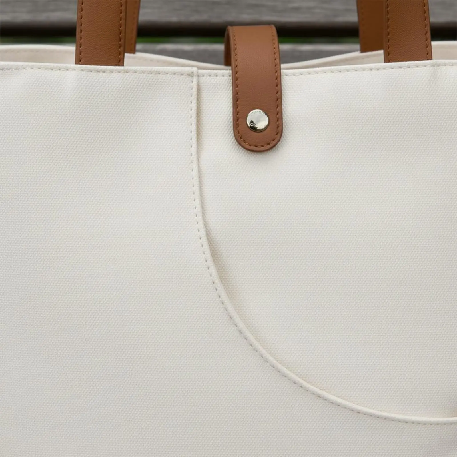 Pickleball Bag Lightweight Large Capacity Athletic Tote Sports Gym Tote Water Resistant Shoulder Handbag Expandable for Athletes