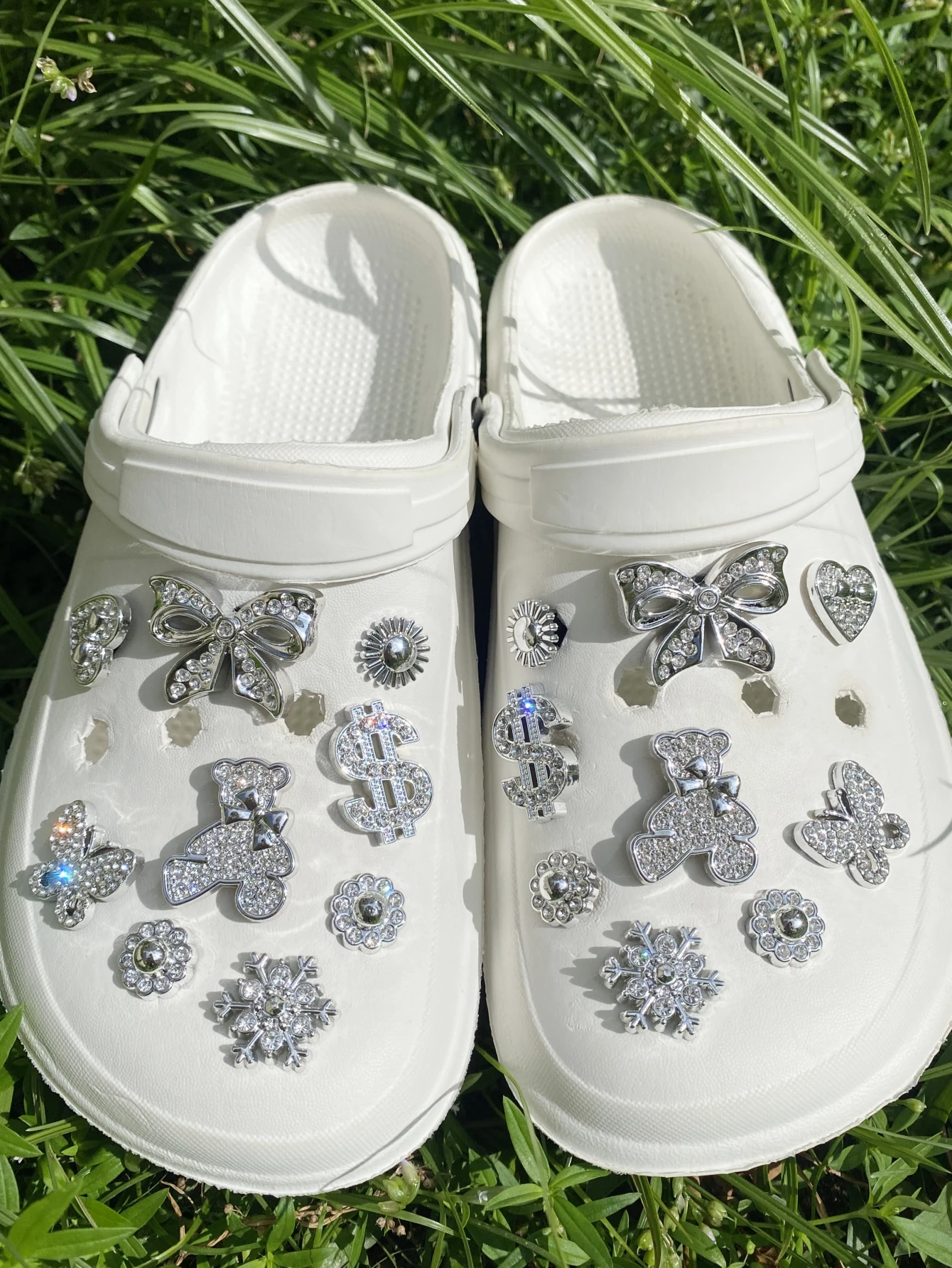 18 silver (bow, bear, US dollar, snowflake, little butterfly) shoe buckle DIY decorations, multi-functional shoe clip accessorie
