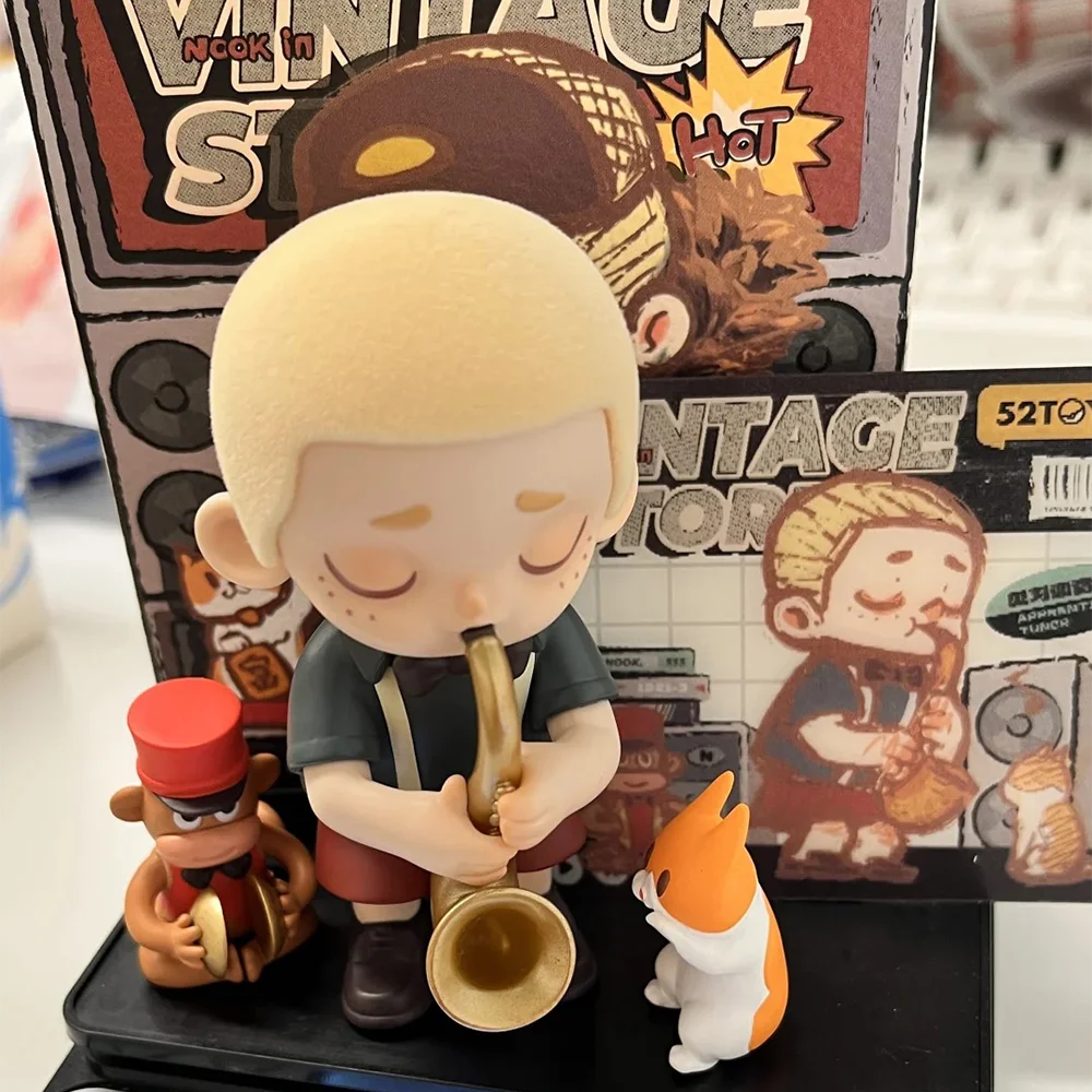 Nook In Vintage Store Series صندوق أعمى Caixa Caja Boy Doll Nook صندوق الغموض الكرتون جمع نموذج ديكور لعبة الصبي هدية عيد ميلاد