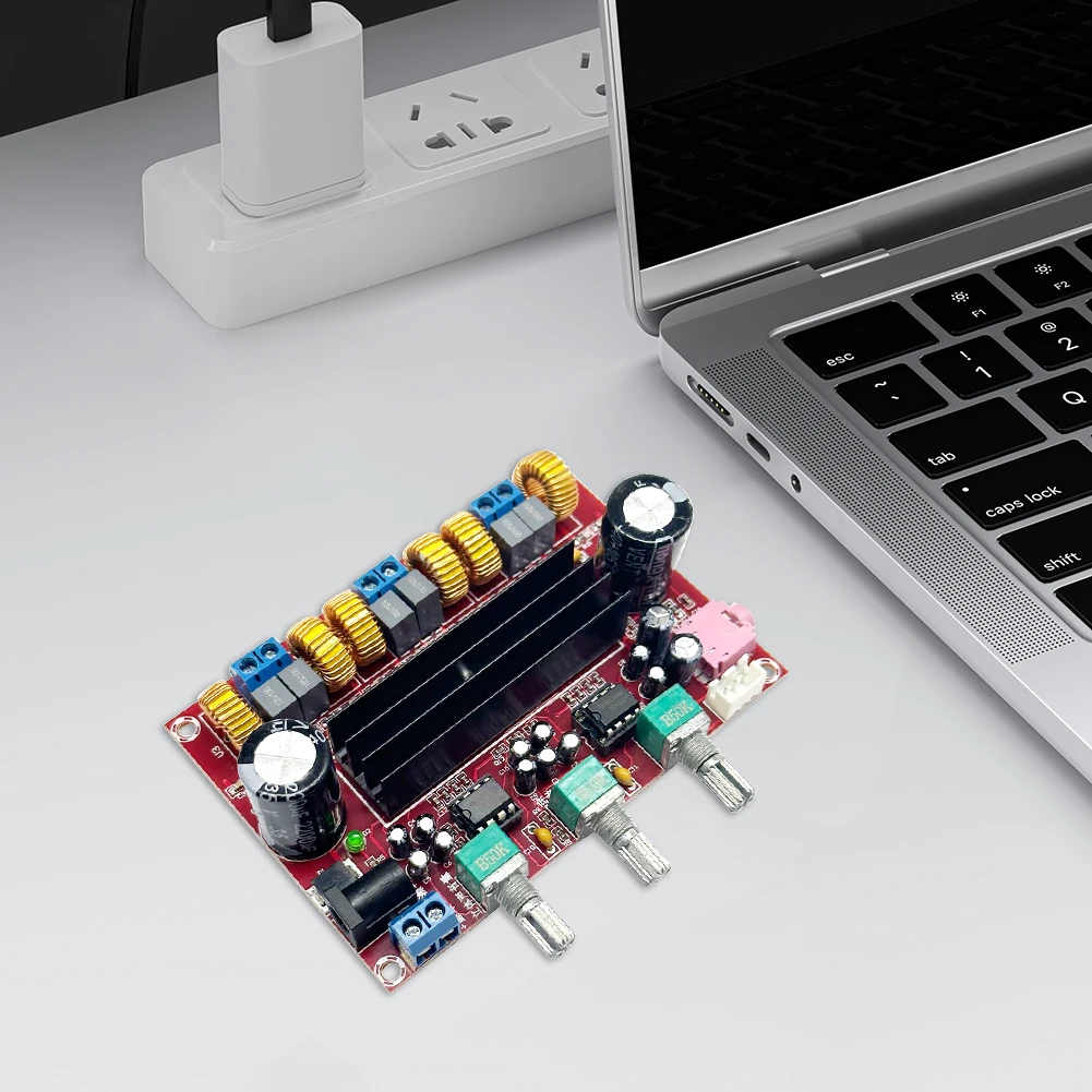 XH-M139 مضخم الصوت الرقمي مكبر كهربائي مجلس 2x50 واط 100 واط 2.1 قناة مكبر للصوت وحدات تيار مستمر 12-24 فولت توفير الطاقة موسيقى HiFi النقية